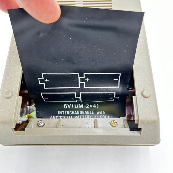 Milovac Cassette Recorder CR-103 play works but does need repair for parts read - Picture 9 of 11